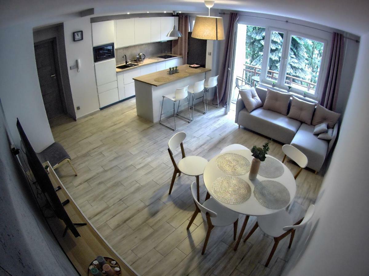 Antek Apartment *